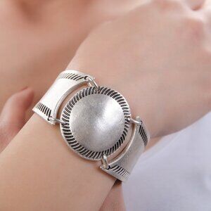 Antique Silver Unique Designs Bracelet